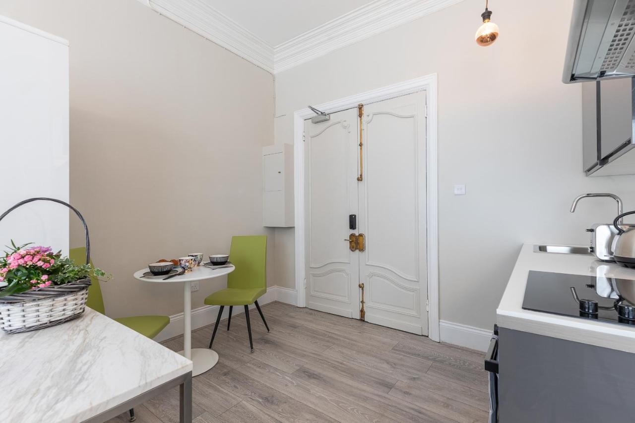 Air Conditioned Apt High St Kensington Londyn Zewnętrze zdjęcie