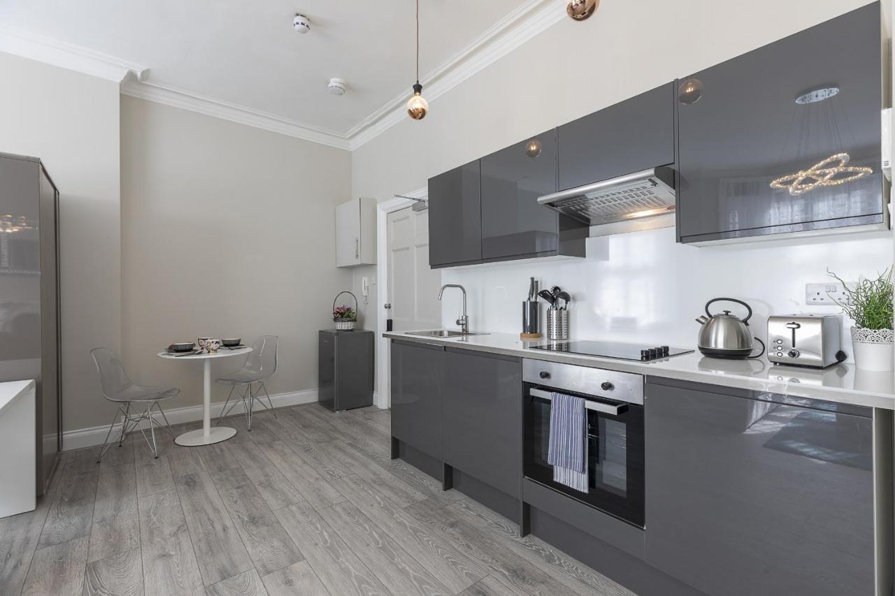 Air Conditioned Apt High St Kensington Londyn Zewnętrze zdjęcie
