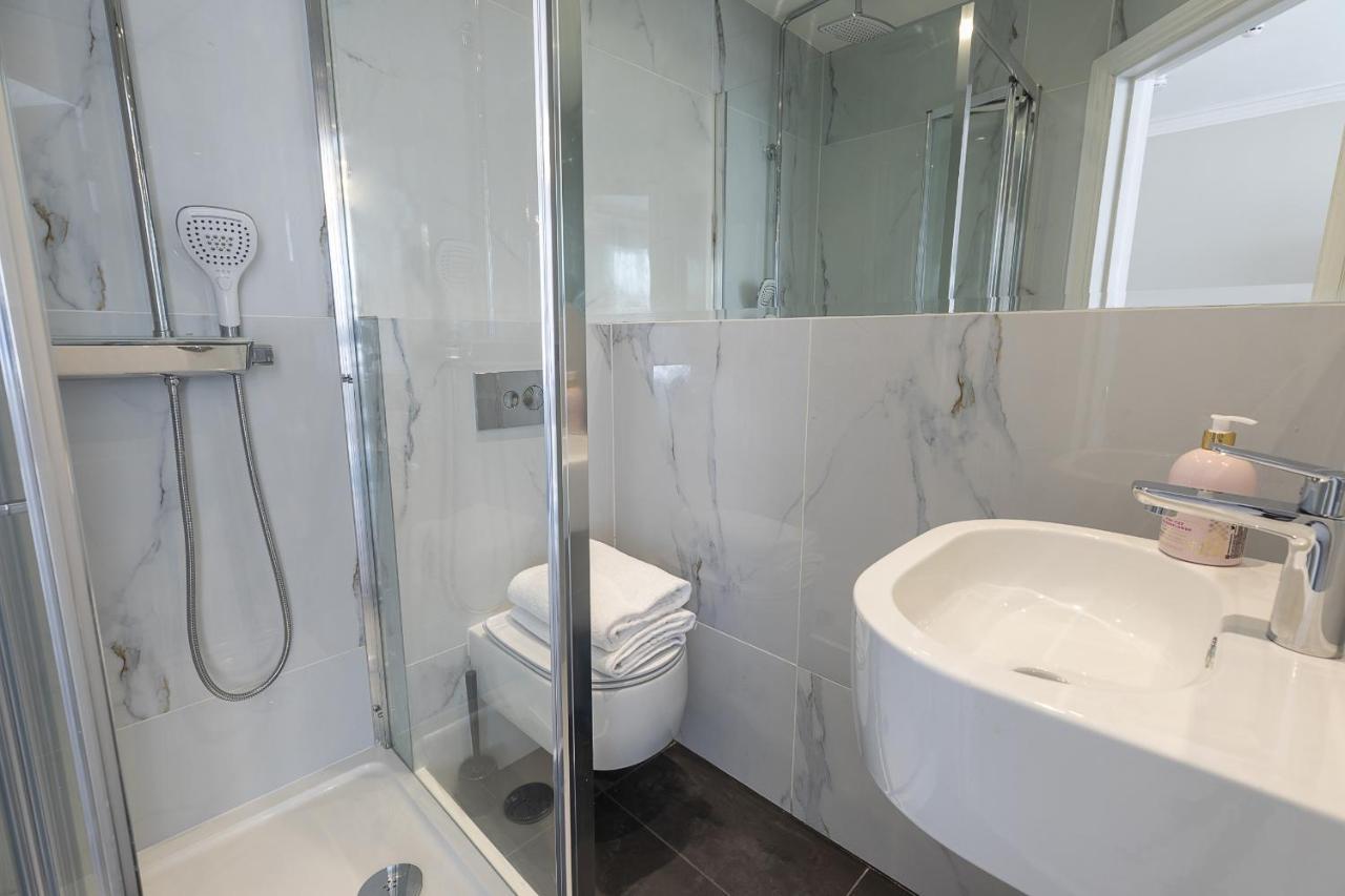 Air Conditioned Apt High St Kensington Londyn Zewnętrze zdjęcie